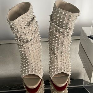 Christian Louboutin Guerilla 120 peep toe booties size 40